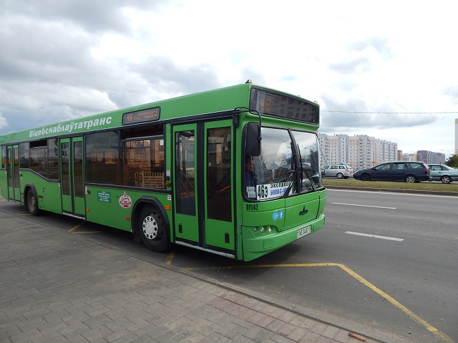 Автобус 46Э в Билево на улице Короткевича.