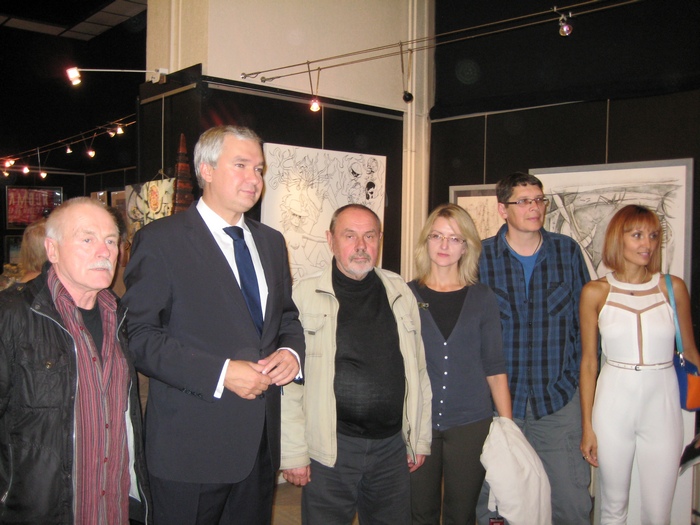 На открытии выставки «Bondy Arts International» с Чрезвычайным и Полномочным Послом Беларуси во Французской Республике Павлом Латушко 