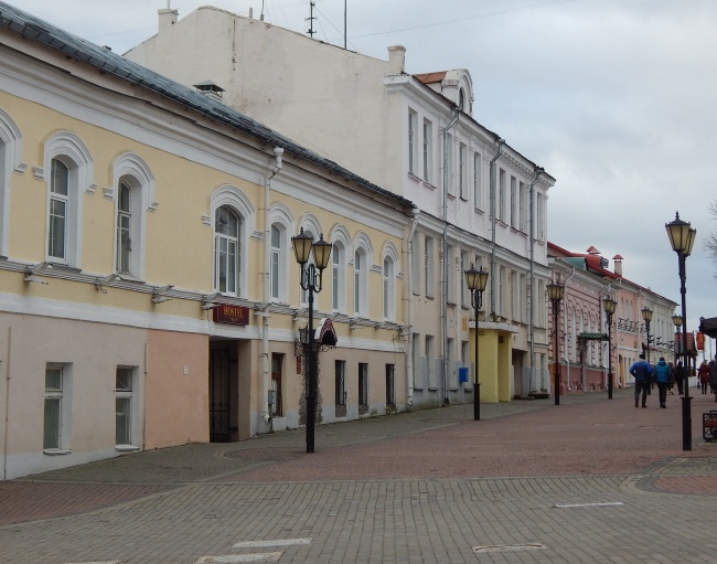 Улица Комиссара Крылова