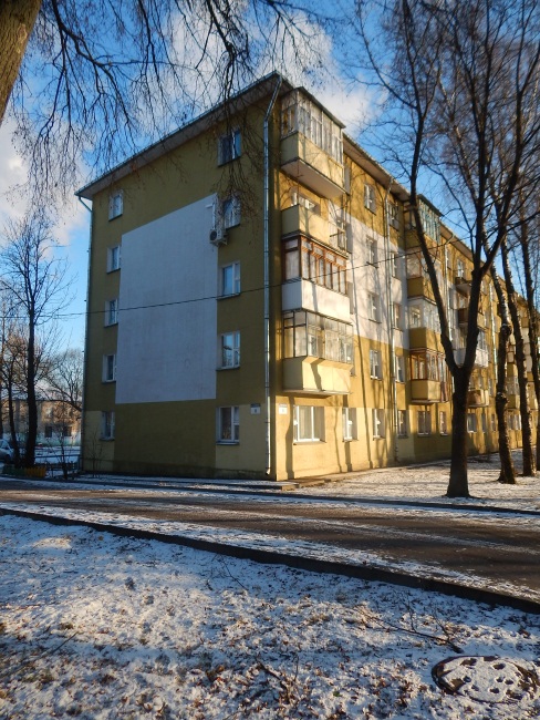 Единственный жилой дом в переулке
