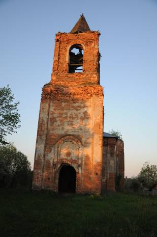 Церковь святого Алексия построена в псевдорусском стиле, весьма популярном в то время. Фото Анастасии Вереск