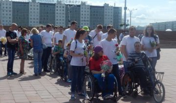 инвалиды-колясочники, площадь победы