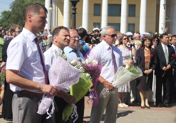 витбек, памятник невскому, открытие