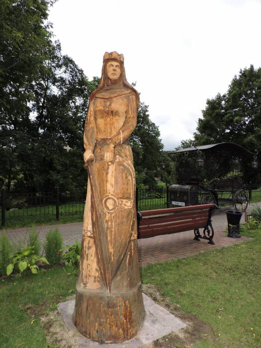 витебск, княгиня Ольга, деревянная скульптура