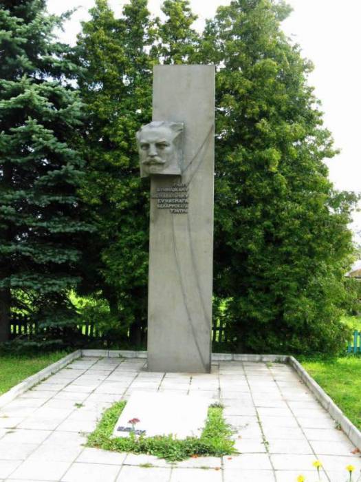 Памятник Игнату Терентьевичу на месте его захоронения. Фото venividi.ru