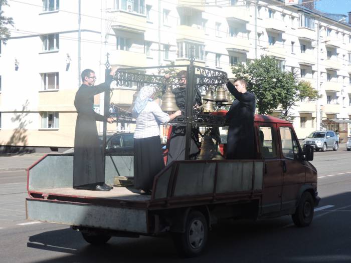 успение пресвятой богородицы в витебске, крестный ход 