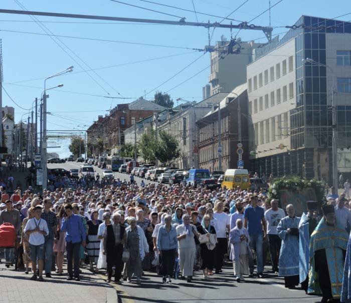 успение пресвятой богородицы в витебске, крестный ход 