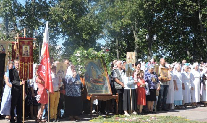 успение пресвятой богородицы в витебске, крестный ход 