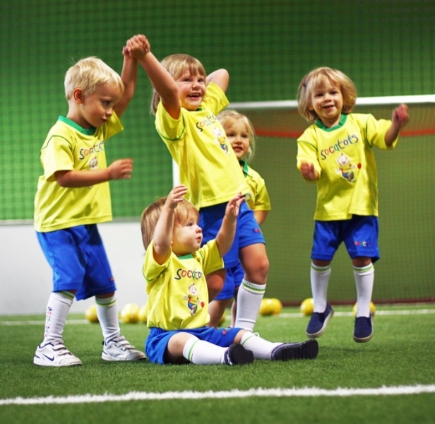 Самым маленьким спорт также необходим. Фото rfs21.ru