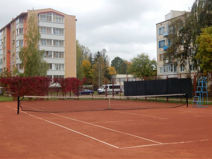 летний корт