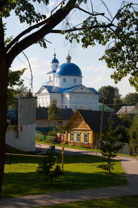 Храм Преображения Господня в городе Чашниках расположен в центре. Фото Анастасии Вереск