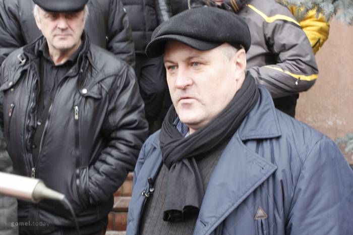 Леонид Судаленко, профсоюзный юрист, представляющий интересы гомельского "тунеядца". Фото: gomel.today
