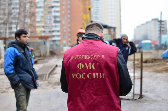 К белорусам у службы ФМС, как парвило, не было вопросов. Фото neva.today