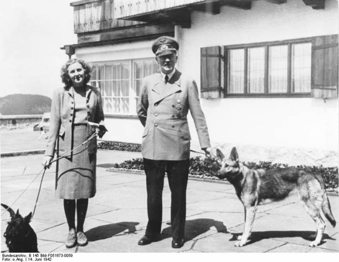 person_hitler82
