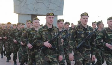 площадь Победы парад