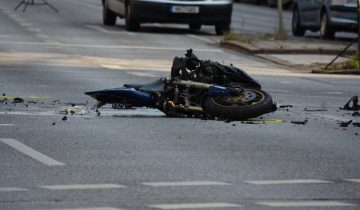 motorcycle-1041070_960_720