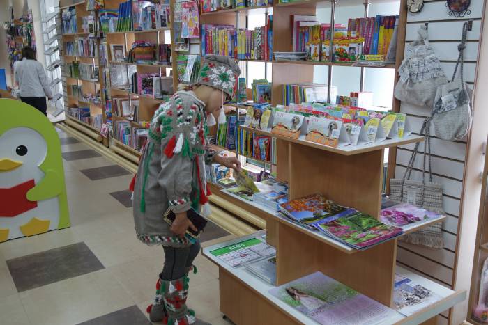 В книжном магазине. Фото Анастасии Вереск