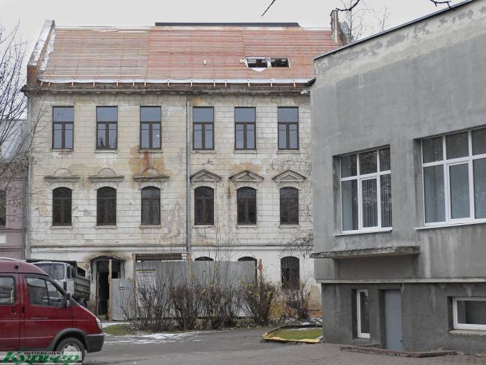 В центре Витебска началась реконструкция старинного здания: 8 интересных фактов про то, что там было раньше