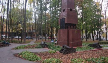 памятник 1812