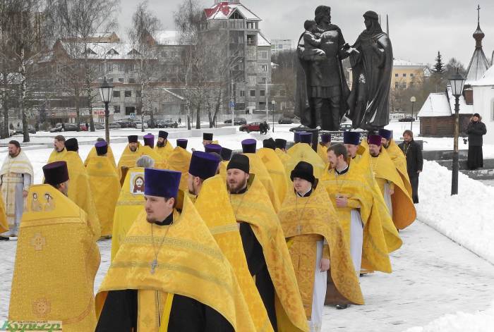 Литургия и крестный ход в память Александра Невского в Витебске. Почему?