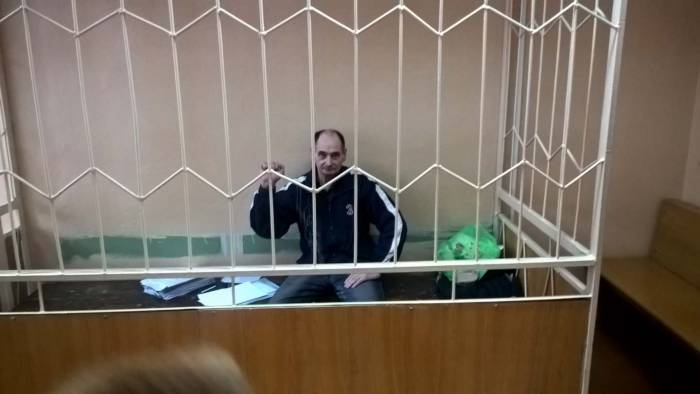Витебскому активисту угрожали изнасилованием дубинкой и тем, что он будет ползать на коленях и кричать «я люблю СИЗО-2»