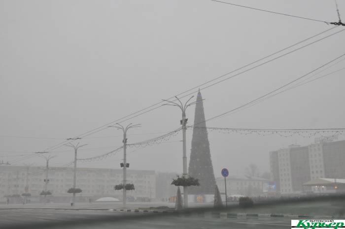 Сегодня Витебск на 5 минут засыпало снегом