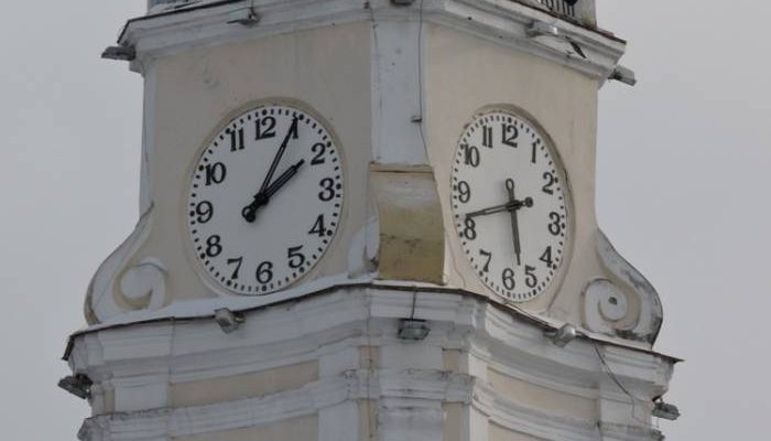 ратуша, часы, время, неправильное