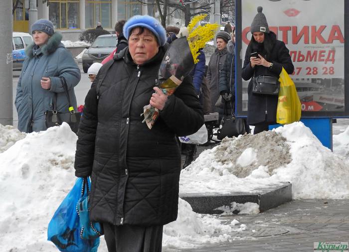 Витебск накануне 8 марта: пожелания и комплименты от мужчин