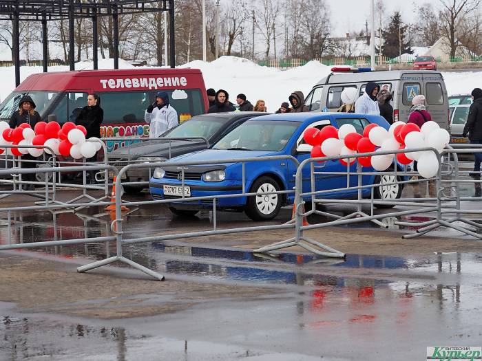 8 марта в Витебске выбирали лучшую автоледи города