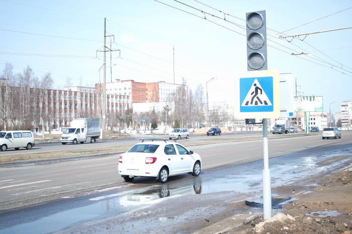В Витебске на Терешковой установили новый светофор
