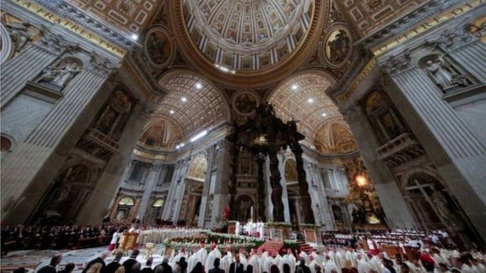Как во всем мире католики отмечают Пасху. 10 говорящих фото от ведущих мировых агентств