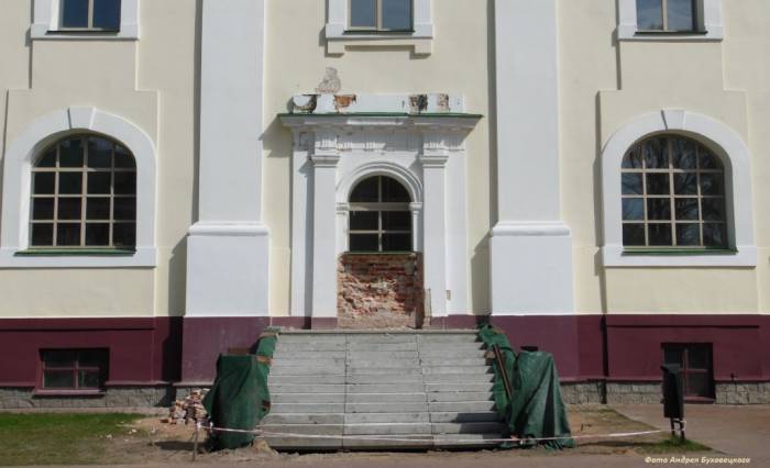 В Полоцком университете восстановили «Ректорский вход»