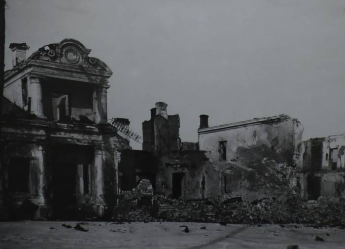 «Раненый город»: уникальные снимки оккупированного Витебска