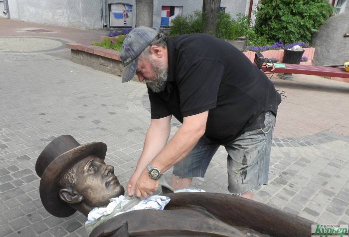В Витебске установили памятник Федору Махнову. Как это было