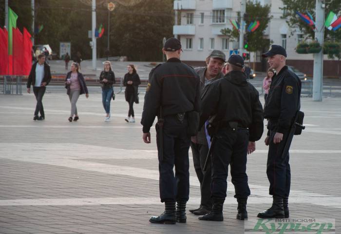Не только дождь! Солнце, танцы и последние моменты Дня города в Витебске