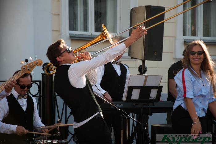 Как сегодня зажигали Jazz City Band и «Лялька» (видео)
