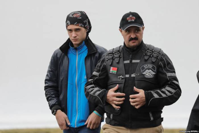 Внуки и сын Александра Лукашенко и даже сын Че Гевары закрыли мотосезон в Минске (фото)