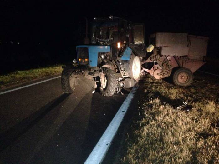 В Оршанском районе водитель трактора не уступил дорогу мотоциклисту. Произошло столкновение
