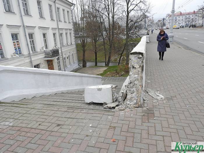 Последствия ДТП на Октябрьском мосту в Витебске