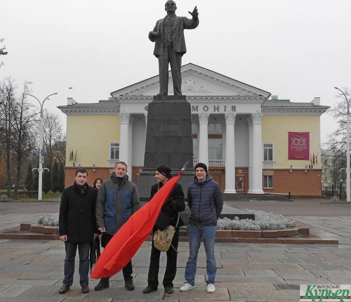 Революционные настроения в Витебске. О чем говорили 7 ноября на площади Ленина
