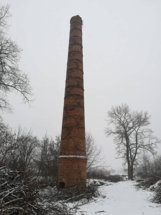 В Оршанском районе историческое место необычной красоты замусорено, а в озеро текут канализационные стоки