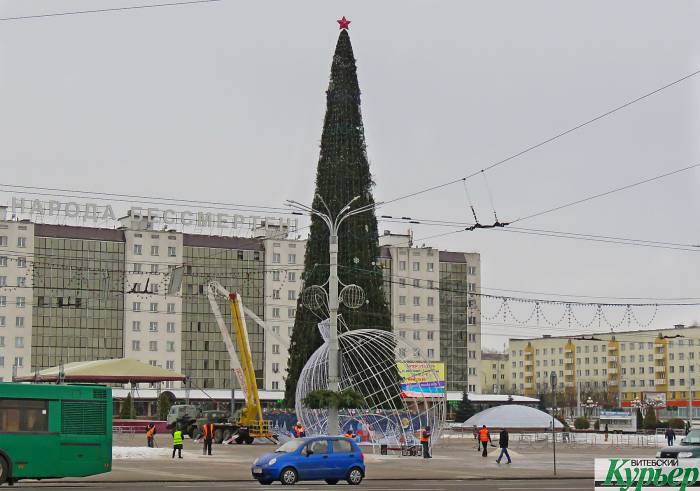 Что сейчас происходит на площади Победы в Витебске