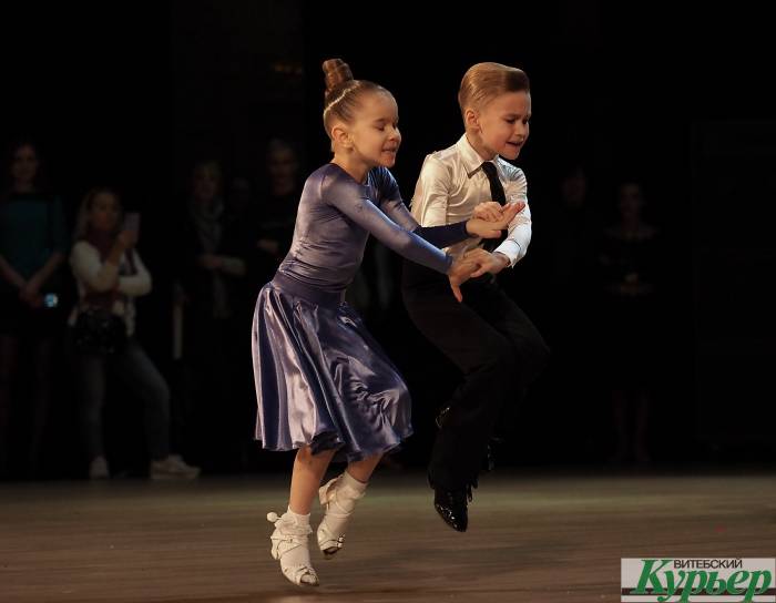 В Витебске завершился турнир по спортивным бальным танцам «Витебская снежинка-2019»
