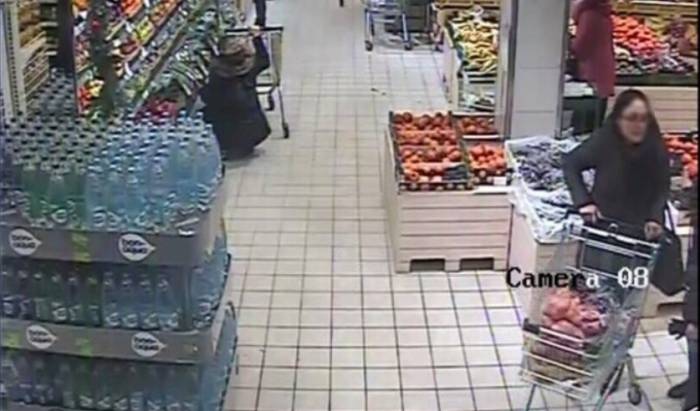 В Витебске женщина пыталась вывезти из магазина тележку с неоплаченными продуктами почти на 500 рублей