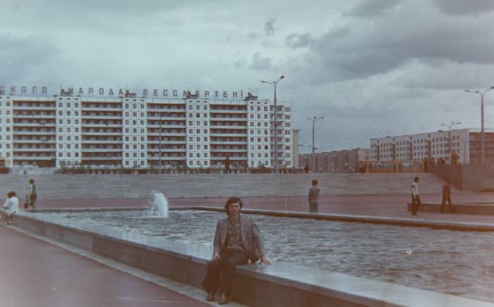 Площадь Победы в 1975 году в цвете. Как все начиналось и что сейчас