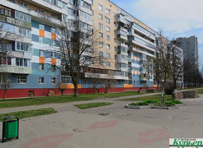 В Витебске креативно покрасили серые многоэтажки. Почти в духе супрематизма