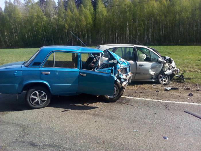 В Полоцком районе случилось 2 ДТП с выездом на встречку. В обоих случаях пострадал водитель встречного ВАЗа