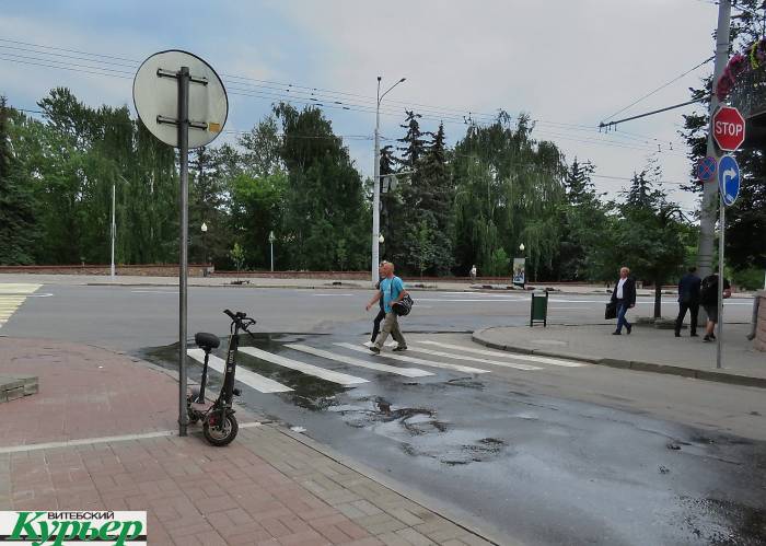 По центральным улицам Витебска несколько суток бежали ручьи. Кто будет оплачивать счет за воду?