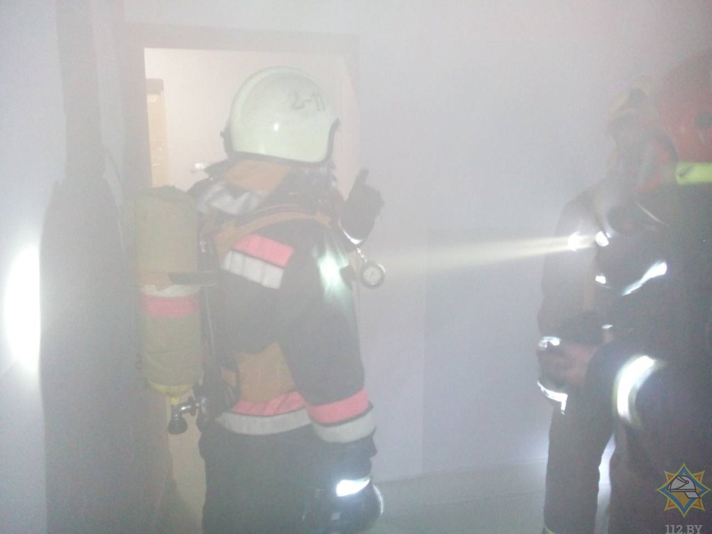 В Полоцке из-за ночного пожара в общежитии эвакуировали 36 человек