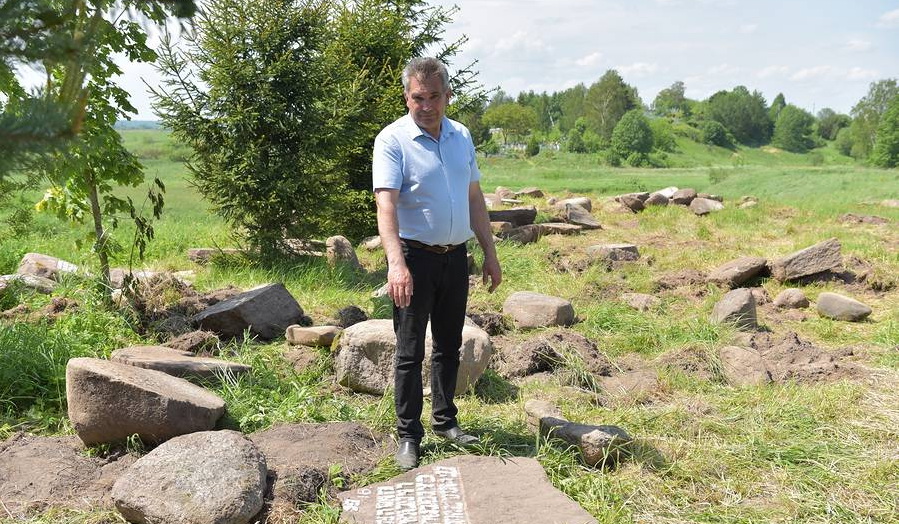 В Витебском районе идёт реставрация старинного еврейского кладбища